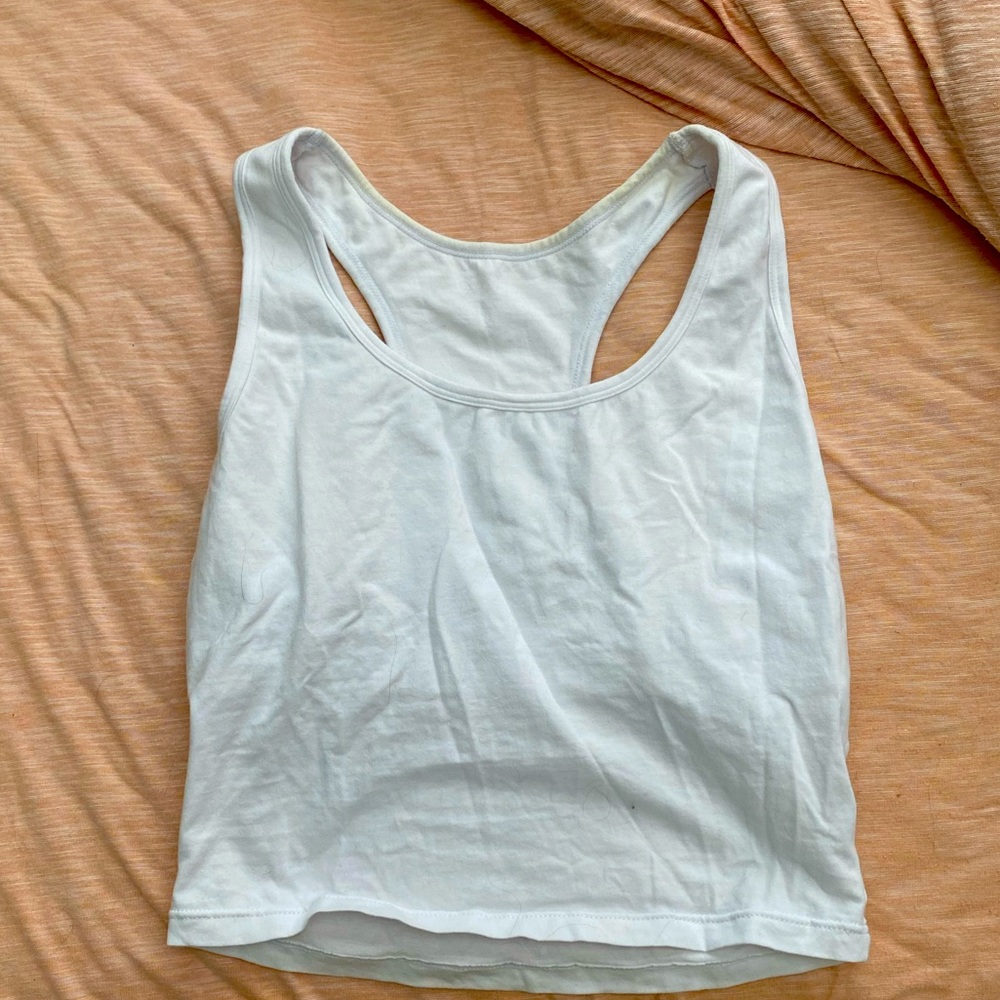 cute white tank!
